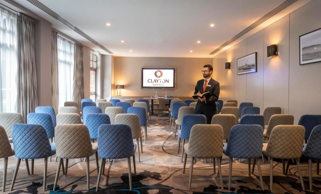 Отель Clayton Hotel Ballsbridge Дублин